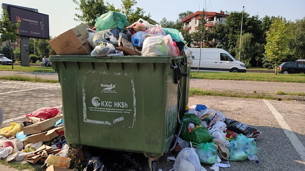Општина Аеродром и Град Скопје со кривични пријави против ЈП „Комунална хигиена“