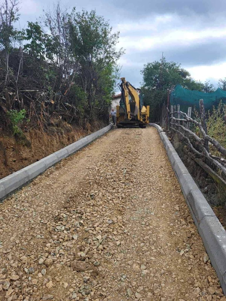 Започна реконструкција и рехабилитација на постоечки пат КП 2378 во село Умлена