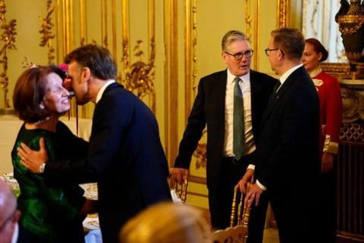 Сиљановска-Давкова во друштво на Макрон и Страмер на вечерата кај данскиот крал во пресрет на собирот на ЕПЗ