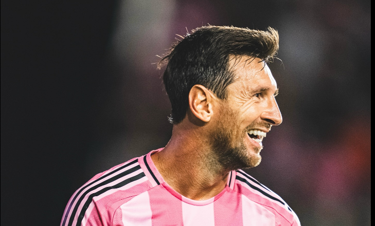 Објавена е листата на најдобрите во историјата: Меси, Марадона, Пеле…