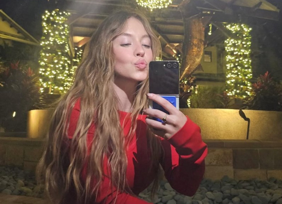 Сексапилната русокоса ги израдува мажите: „Сама сум, чекам љубовта да ме најде“