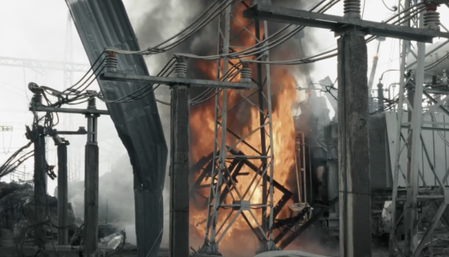 Русија започна масовни напади низ Украина додека продолжуваат мировните преговори во Мајами