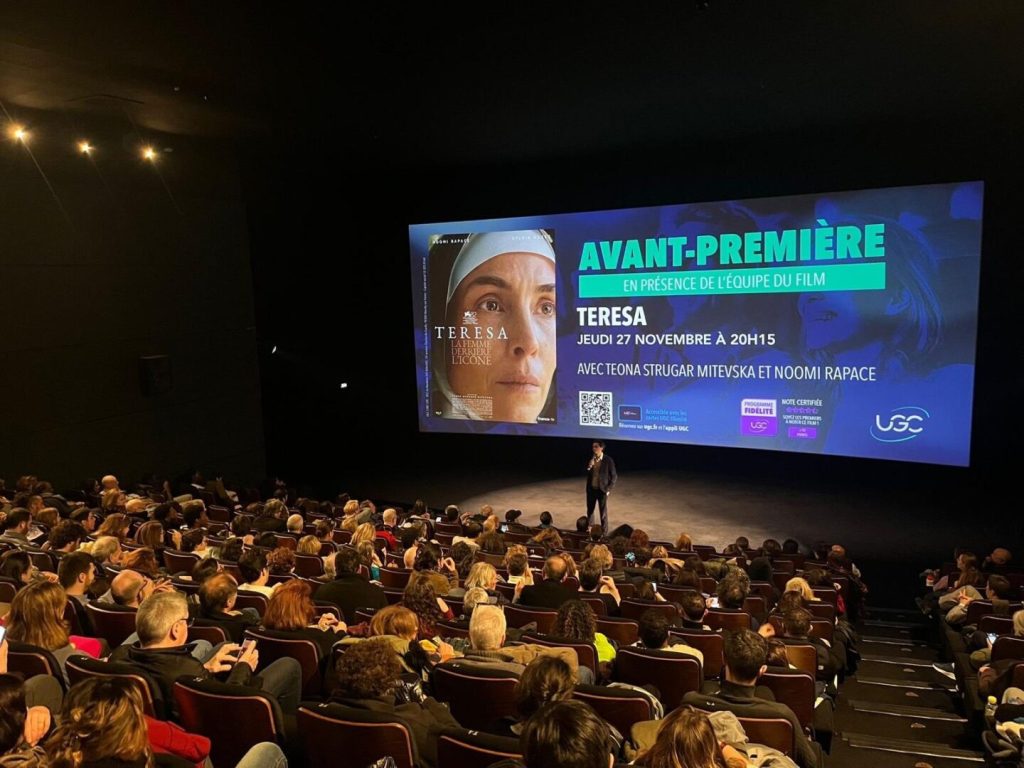 Овој декември филмот „Мајка“ ќе се прикажува во 𝟤𝟥𝟢 киносали во Франција