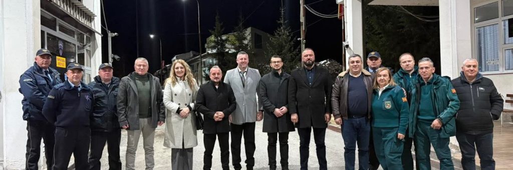 Градоначалникот Иван Гоцевски ги посети дежурните служби на новогодишната ноќ во Делчево