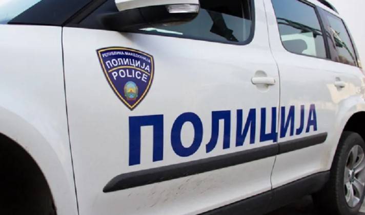Драма во Пехчево: Маж во ноќните часови седел со друга жена, ги затекнала сопругата