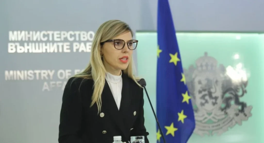 Петрова: Нема политичка волја во Скопје за спроведување на европскиот компромис од 2022 година